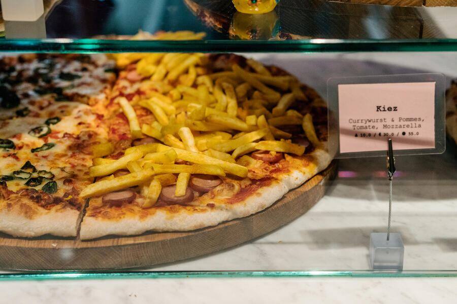 Fat Tony Pizza 85